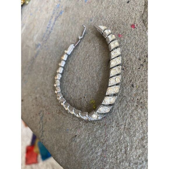 Vintage Bracelet Silver Tone Rhinestone 1940s Chainlink - Picture 11 of 11